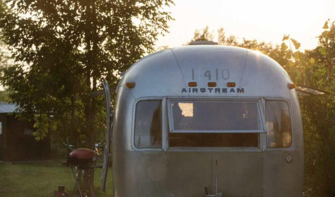 Featured image for “Airstream – Storrey”